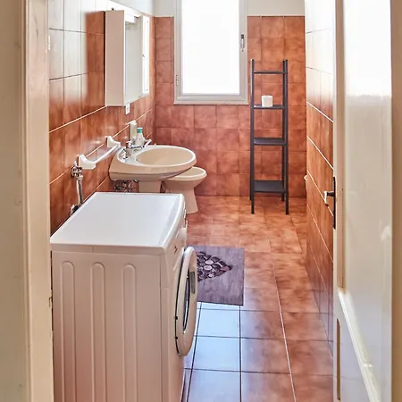 House Giua La Punzesa *